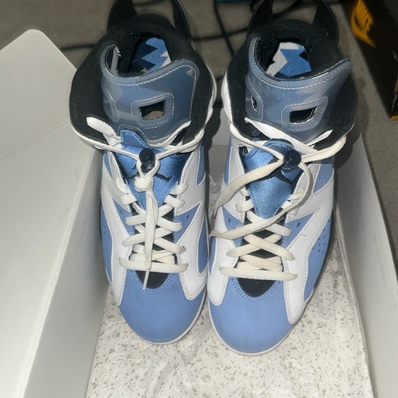 CTB529410 AIR JORDAN G RETRO
SIZE 10 - Picture 2 of 6